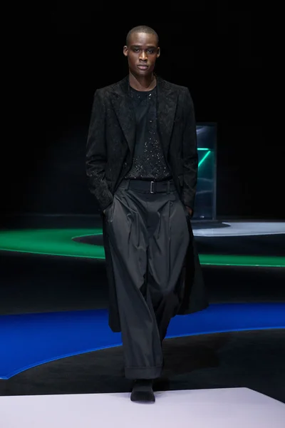 Look 95